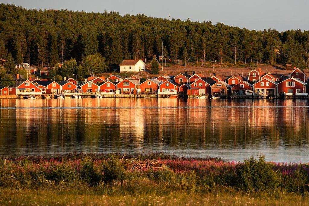 Hotel Norrfaellsviken Rum & Koek Mjallom Exterior foto